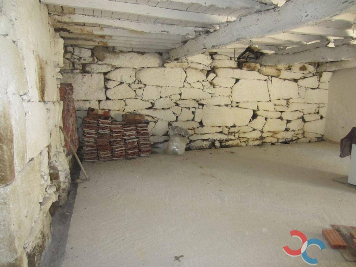 5 sypialnia Finka/Dom wiejski na sprzedaż w Covelo z garażem - 50 000 € (Ref: 5454351)