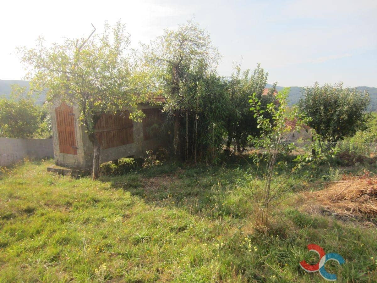 5 sypialnia Finka/Dom wiejski na sprzedaż w Covelo z garażem - 50 000 € (Ref: 5454351)