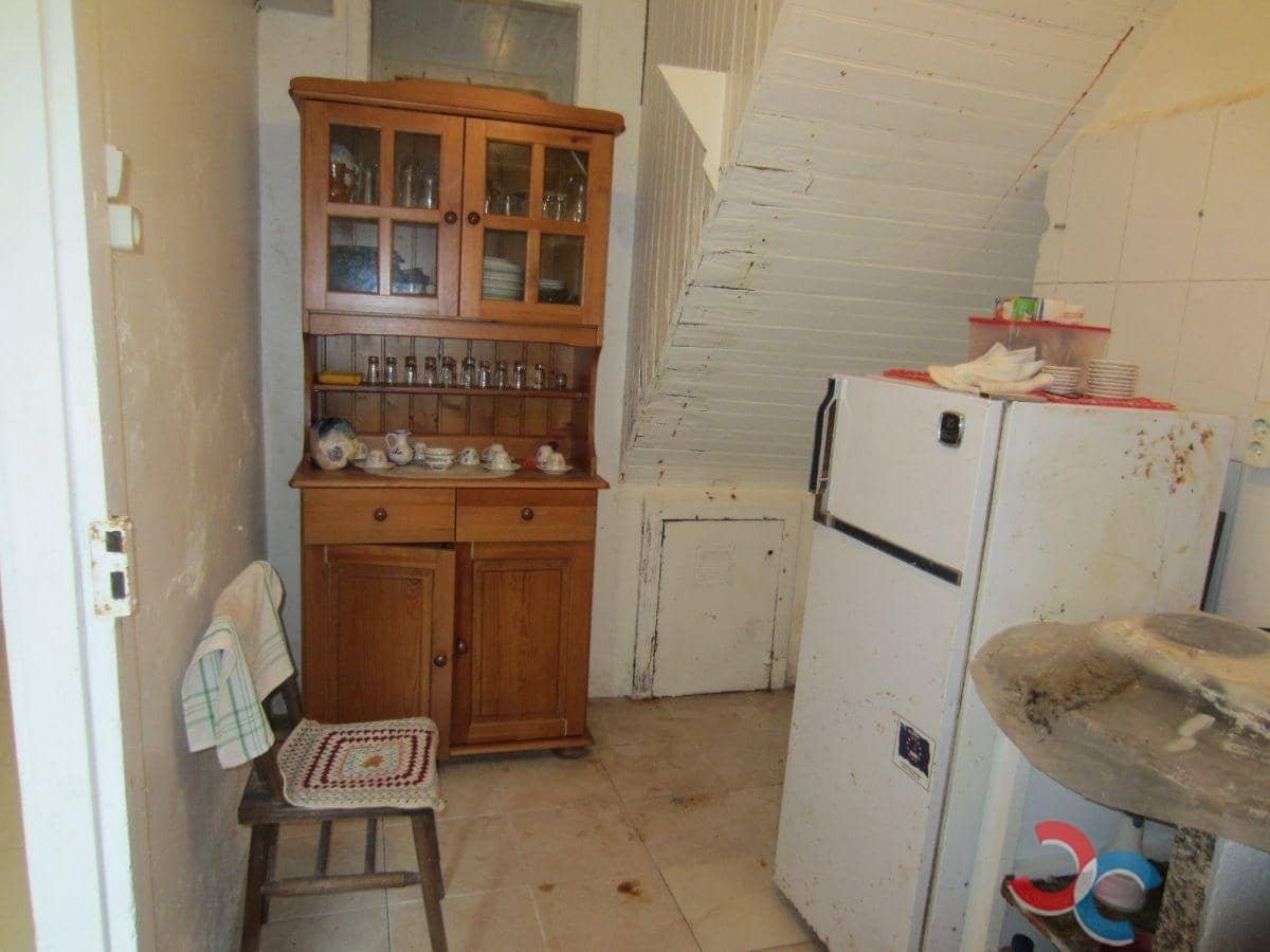 5 sypialnia Finka/Dom wiejski na sprzedaż w Covelo z garażem - 50 000 € (Ref: 5454351)