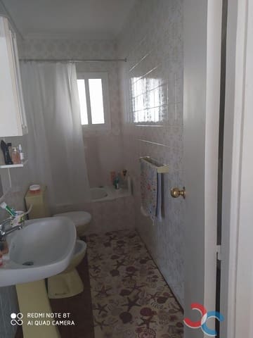 6 soverom Villa til salgs i Poio med garasje - € 240 000 (Ref: 5477172)