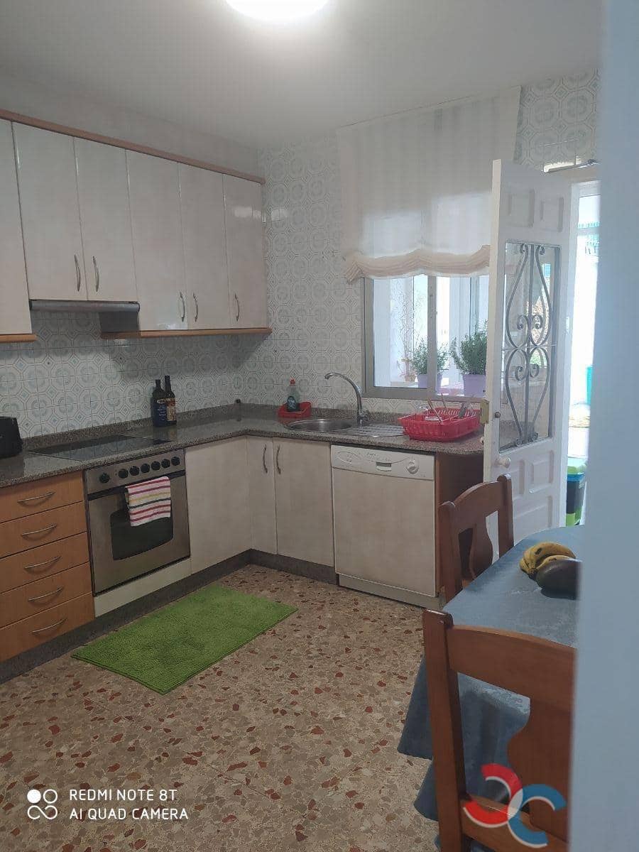 6 soveværelse Villa til salg i Poio med garage - € 240.000 (Ref: 5477172)