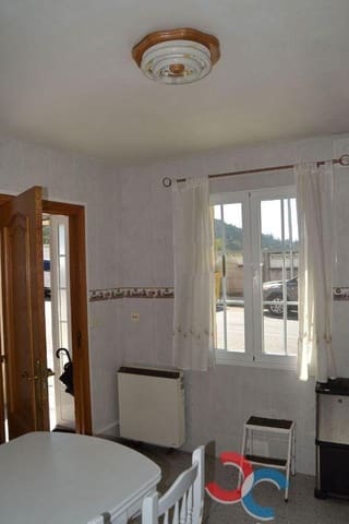 7 makuuhuone Maalaistalo myytävänä paikassa Cerdedo-Cotobade - 215 000 € (Ref: 5502569)