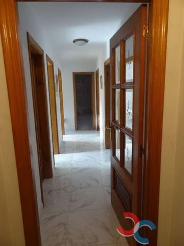 7 makuuhuone Maalaistalo myytävänä paikassa Cerdedo-Cotobade - 215 000 € (Ref: 5502569)