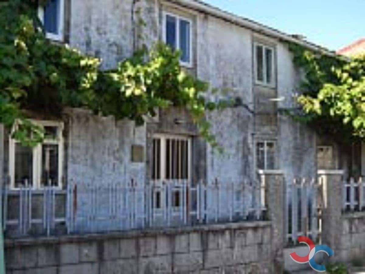 6 bedroom Finca/Country House for sale in Forcarei - € 160,000 (Ref: 5502570)