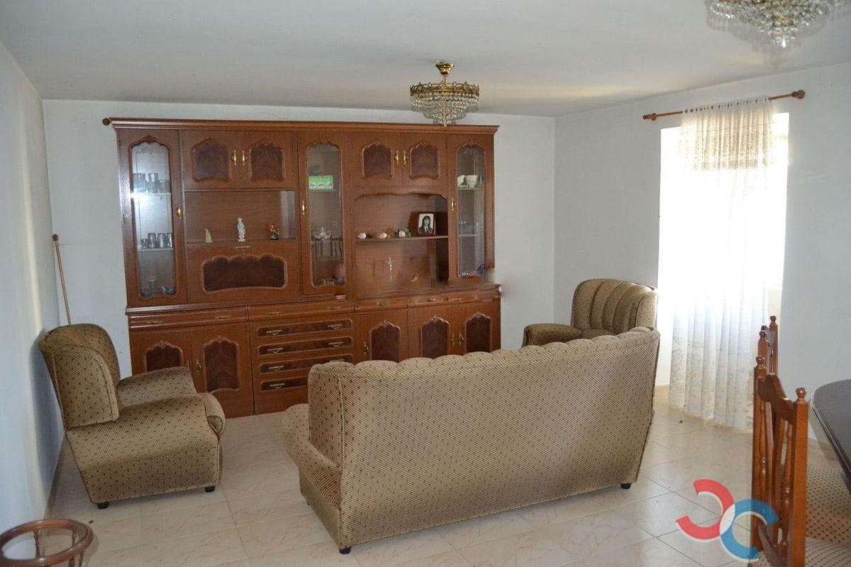 6 bedroom Finca/Country House for sale in Forcarei - € 160,000 (Ref: 5502570)