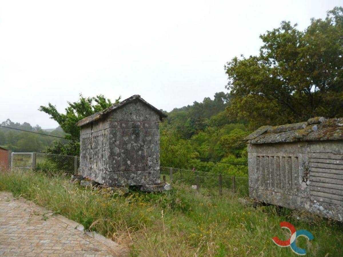 Ruin for sale in A Lama - € 35,000 (Ref: 5732512)