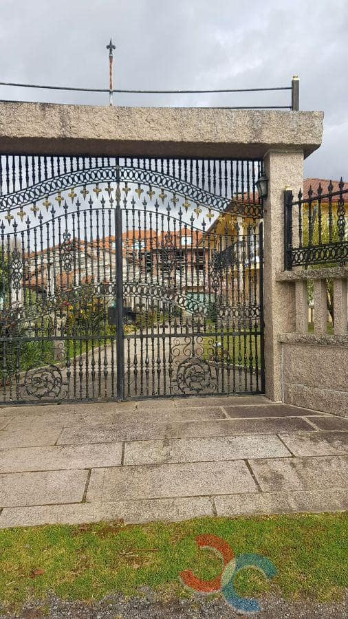 4 soveværelse Semi-Rækkehus til salg i Sanxenxo med garage - € 620.000 (Ref: 6687158)