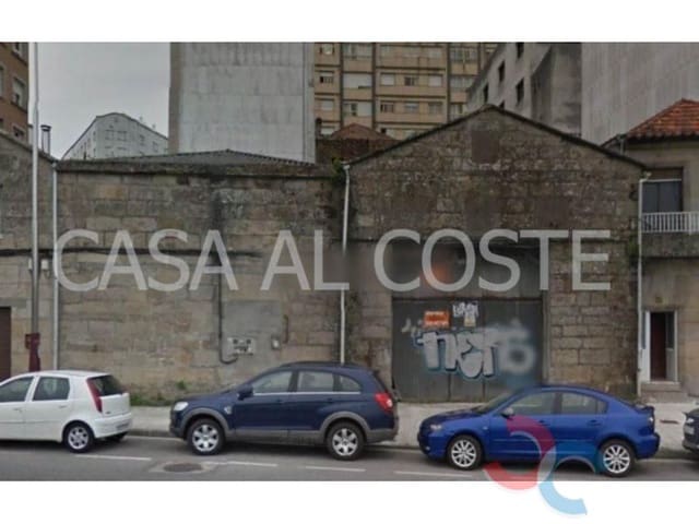 Commercial for sale in Pontevedra city - € 350,000 (Ref: 6804366)