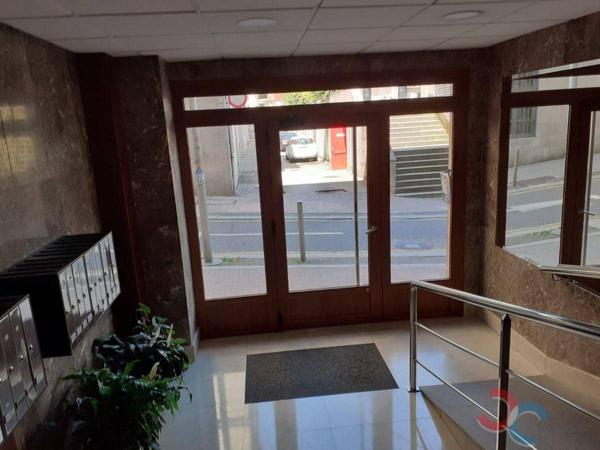 Piso de 4 habitaciones en Pontevedra ciudad en venta con garaje - 345.000 € (Ref: 6994231)