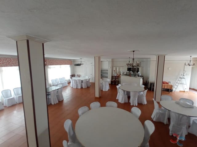 3 bedroom Commercial for sale in Poio - € 700,000 (Ref: 7485623)