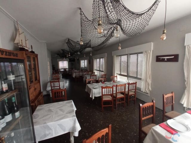 3 bedroom Commercial for sale in Poio - € 700,000 (Ref: 7485623)