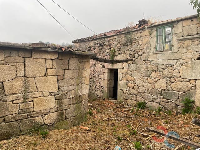 Ruïne te koop in Pontevedra stad - € 45.000 (Ref: 7672490)