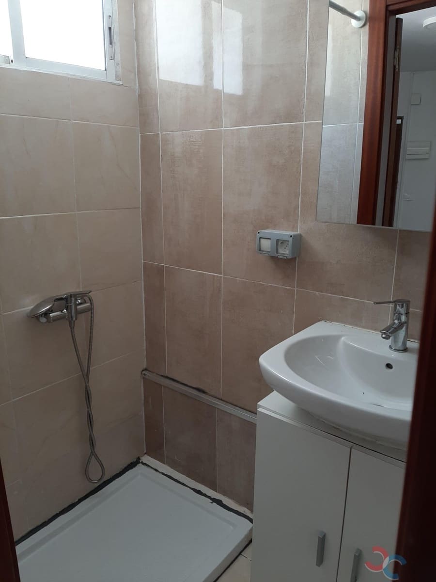 Erhverv til salg i Marin - € 290.000 (Ref: 7879338)