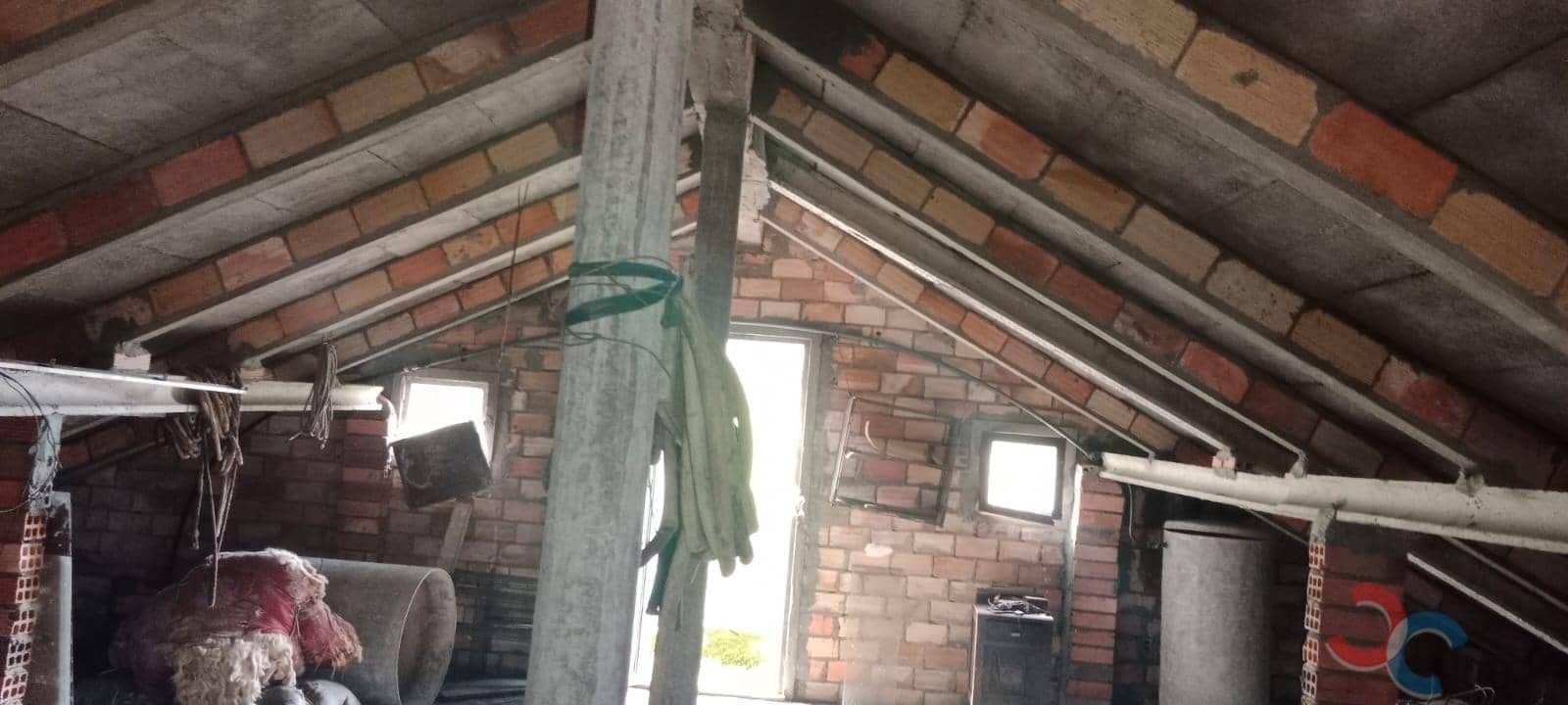 5 bedroom Finca/Country House for sale in Vilagarcia de Arousa - € 150,000 (Ref: 7984741)