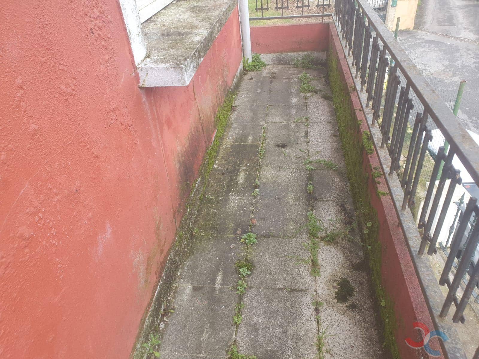 5 bedroom Finca/Country House for sale in Vilagarcia de Arousa - € 150,000 (Ref: 7984741)