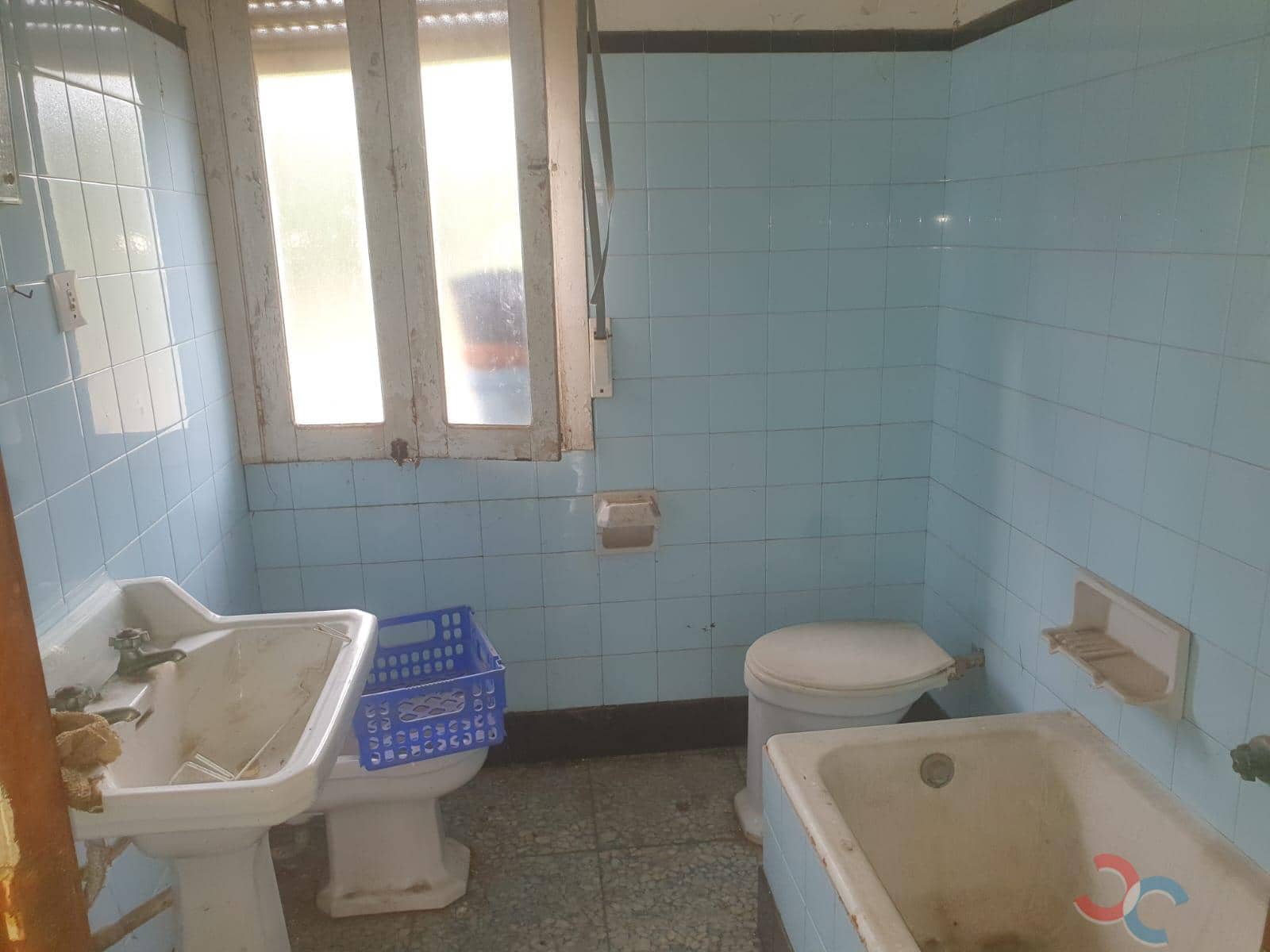 5 bedroom Finca/Country House for sale in Vilagarcia de Arousa - € 150,000 (Ref: 7984741)