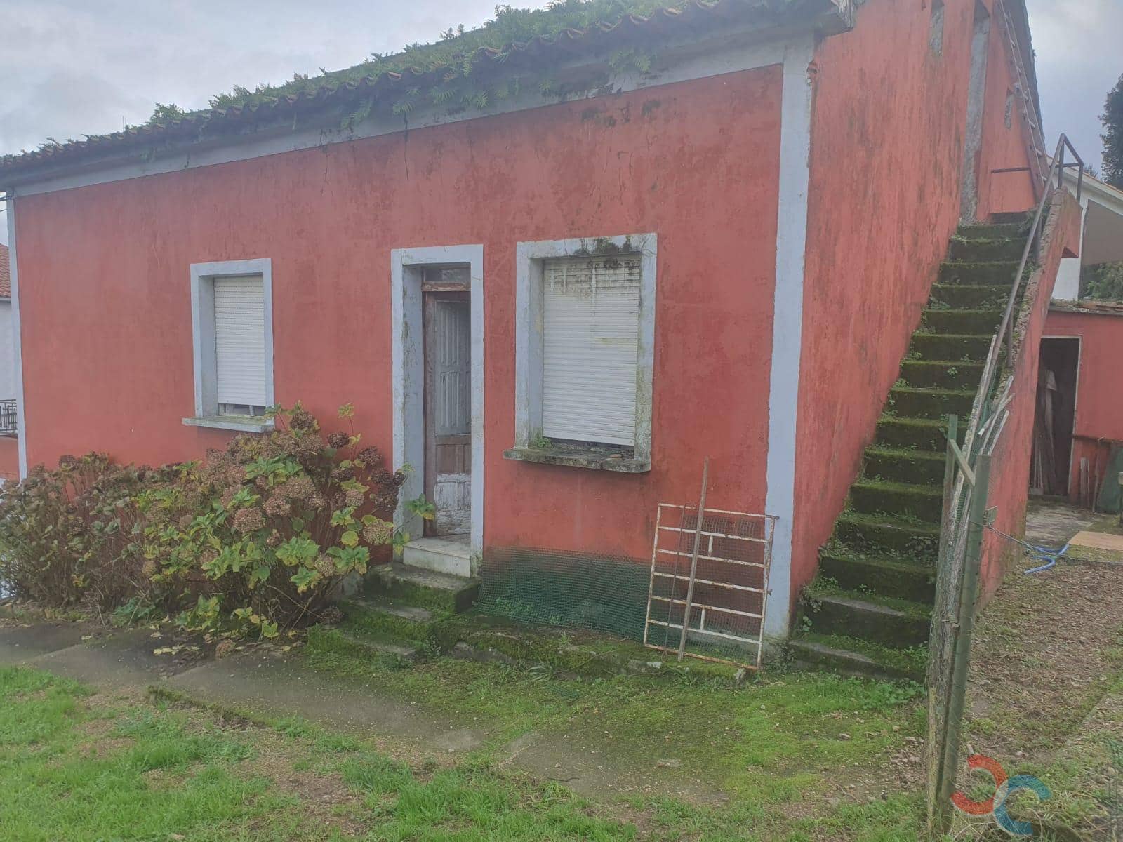5 bedroom Finca/Country House for sale in Vilagarcia de Arousa - € 150,000 (Ref: 7984741)