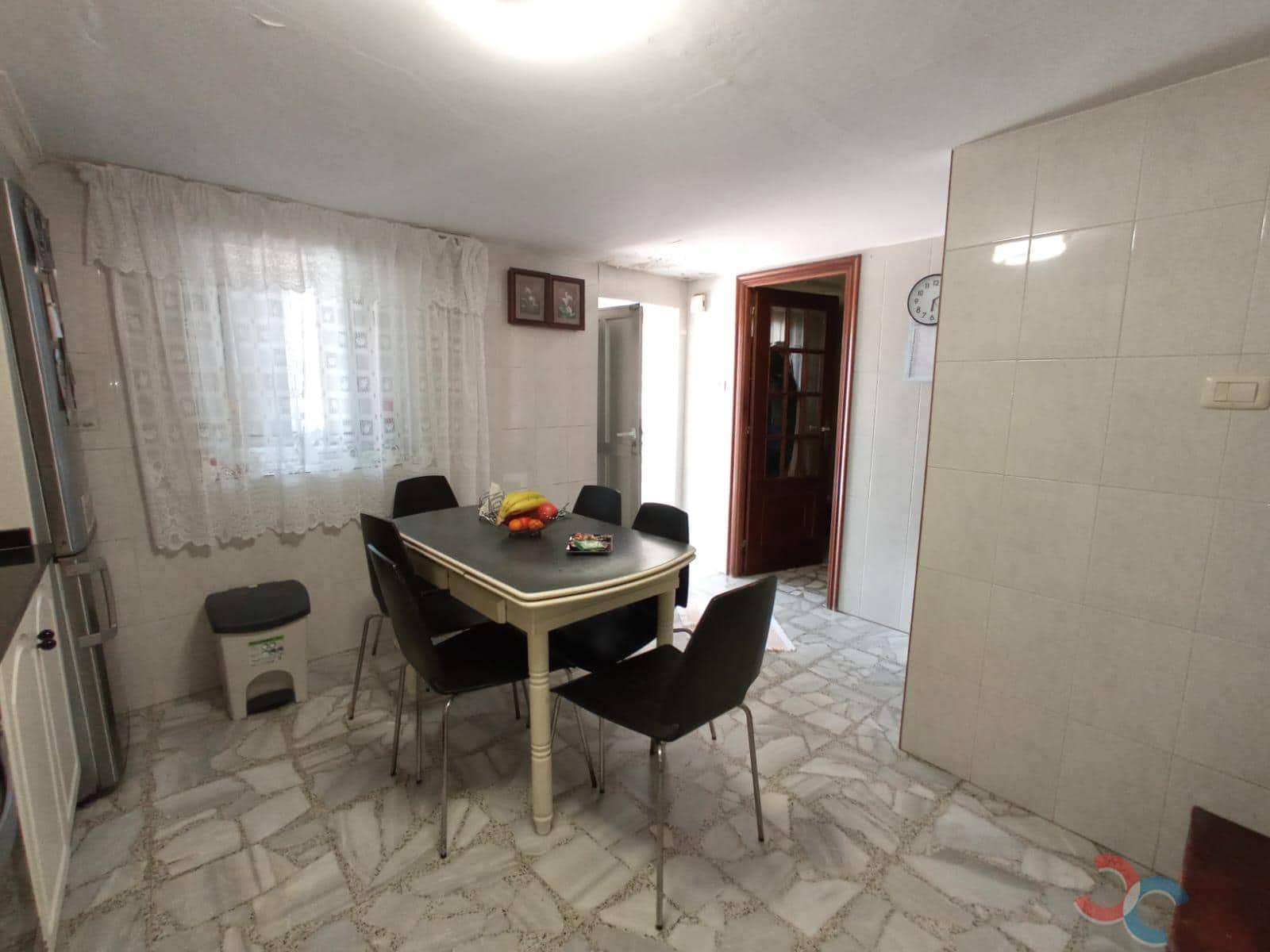 3 soveværelse Byhus til salg i Marin med garage - € 180.000 (Ref: 8044844)