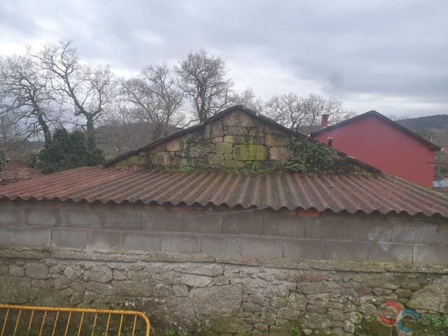 Ruin til salg i Ponte-Caldelas - € 80.000 (Ref: 8044845)