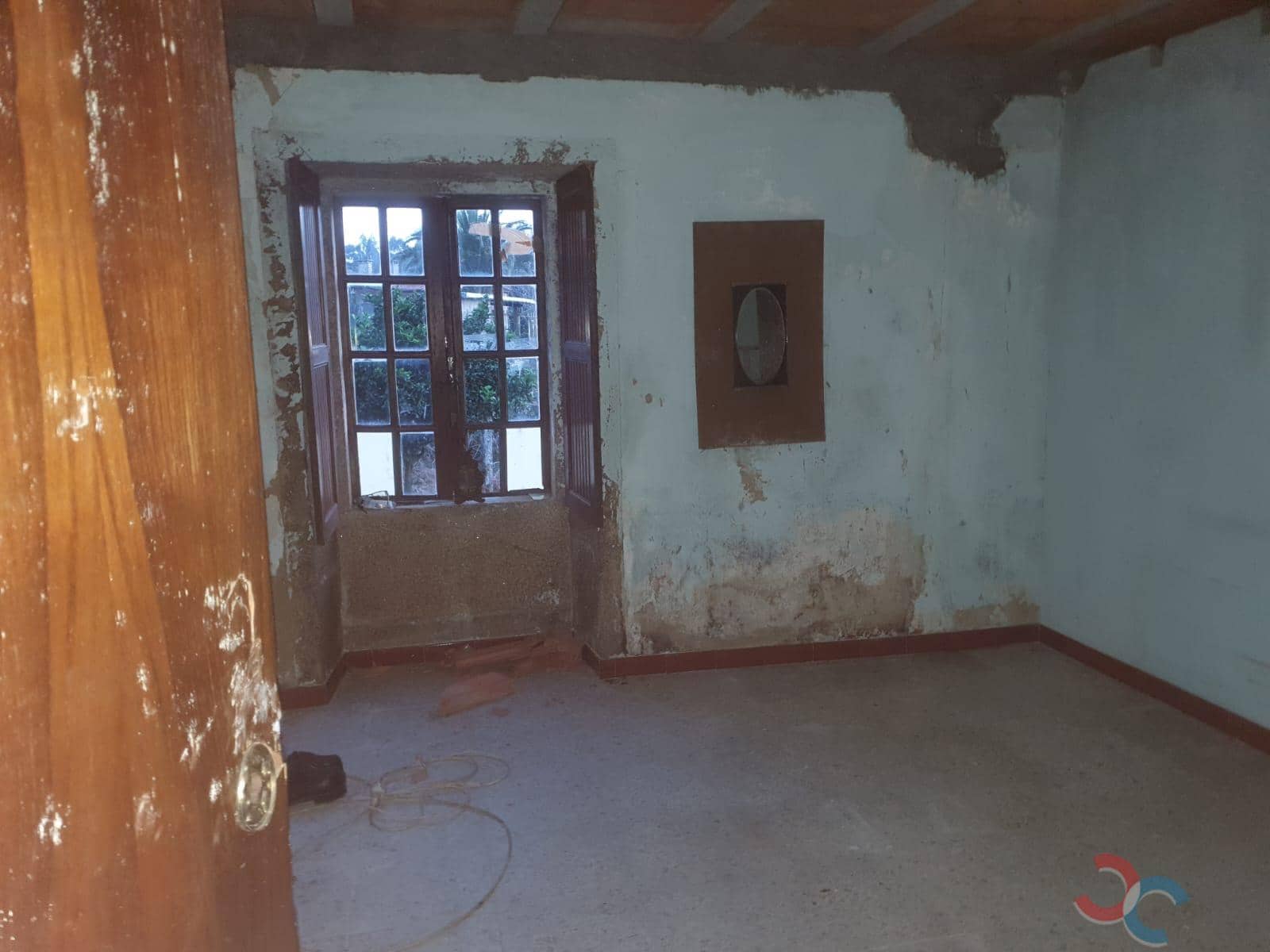 4 makuuhuone Maalaistalo myytävänä paikassa Campo Lameiro mukana 
autotalli - 90 000 € (Ref: 8065733)