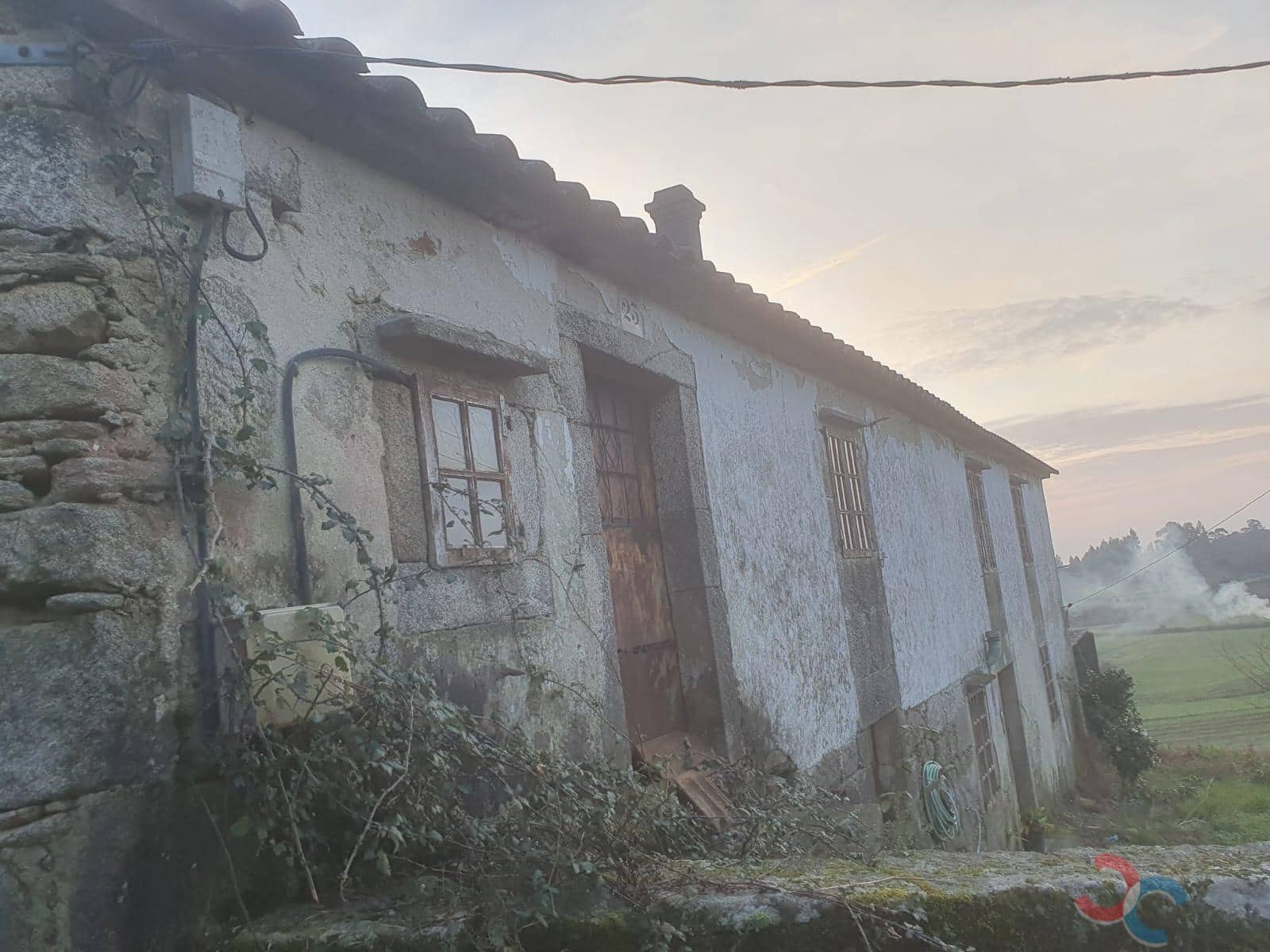 4 makuuhuone Maalaistalo myytävänä paikassa Campo Lameiro mukana 
autotalli - 90 000 € (Ref: 8065733)