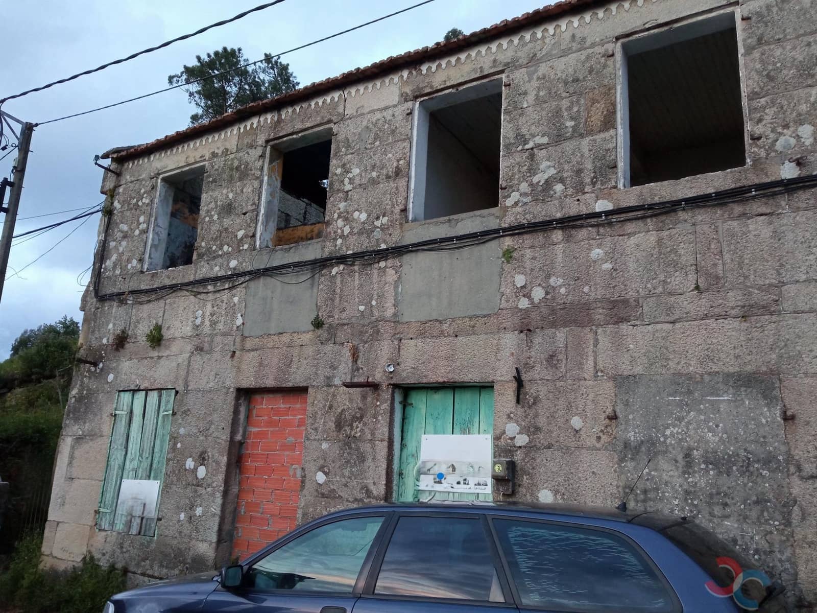 Finca/Country House for sale in Marin - € 150,000 (Ref: 8255210)