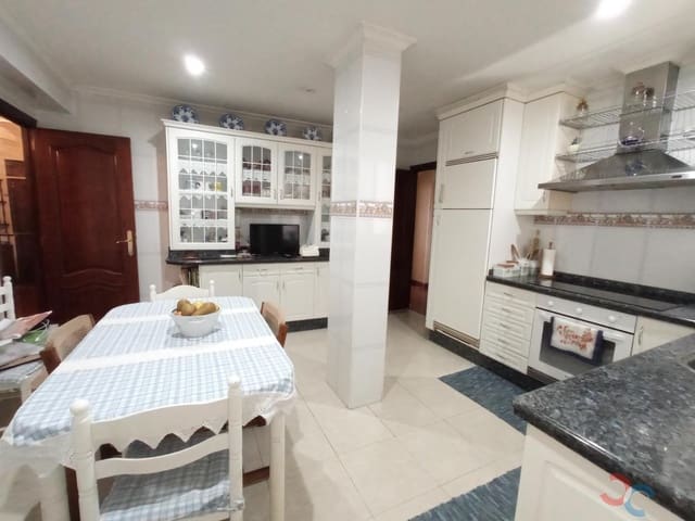 4 chambre Appartement à vendre à Marín - 180 000 € (Ref: 8309750)