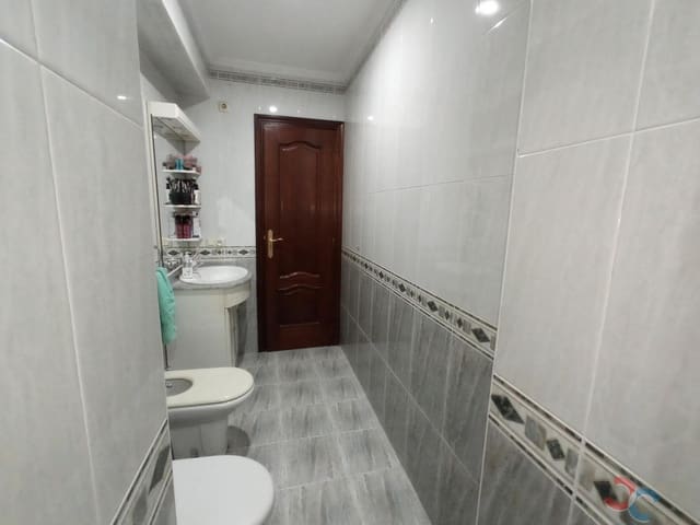 4 chambre Appartement à vendre à Marín - 180 000 € (Ref: 8309750)