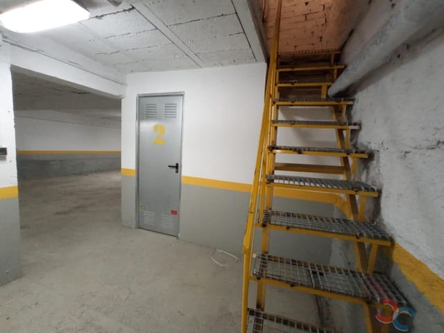 Garage for sale in Pontevedra city - € 200,000 (Ref: 8309753)