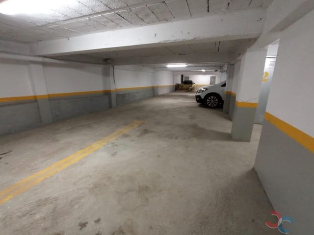 Garage for sale in Pontevedra city - € 200,000 (Ref: 8309753)