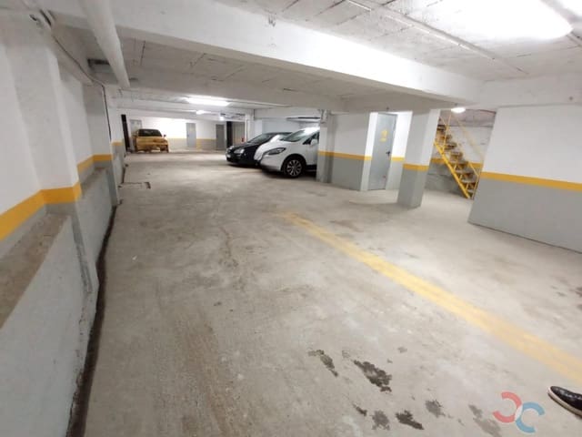 Garage for sale in Pontevedra city - € 200,000 (Ref: 8309753)