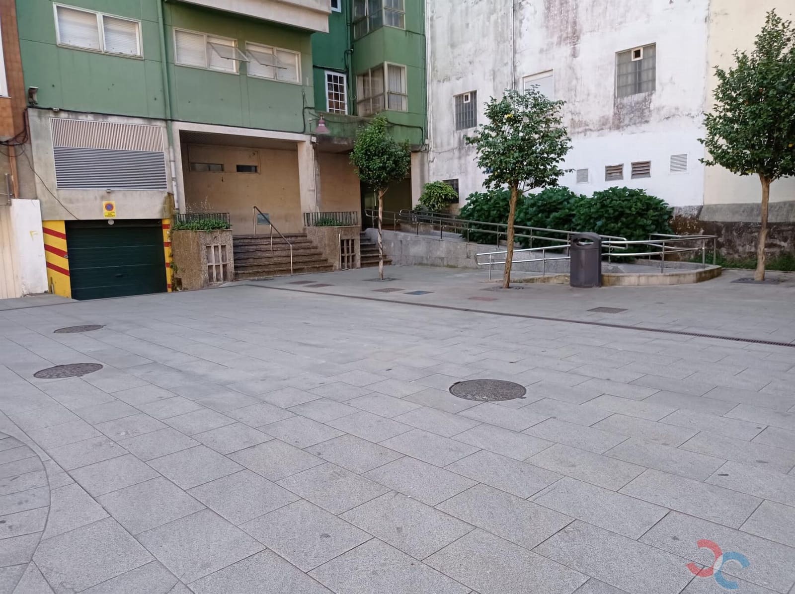 3 quarto Comercial para arrendar em Marin - 1 200 € (Ref: 8409237)