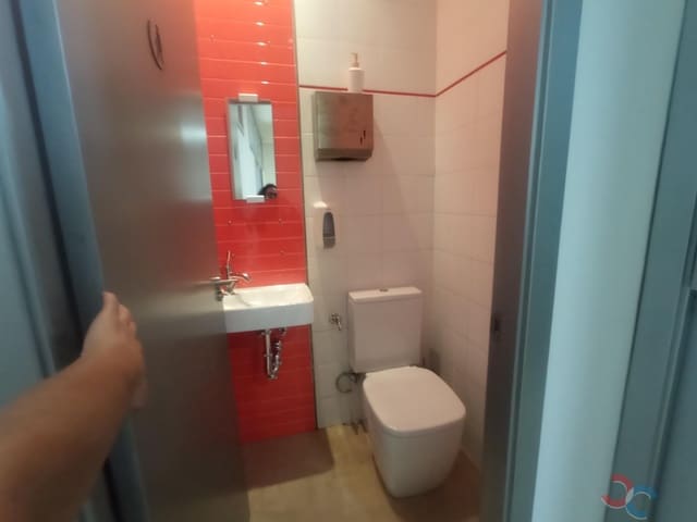 4 bedroom Commercial for sale in Marín - € 110,000 (Ref: 8494527)