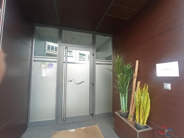 4 bedroom Commercial for sale in Marín - € 110,000 (Ref: 8494527)