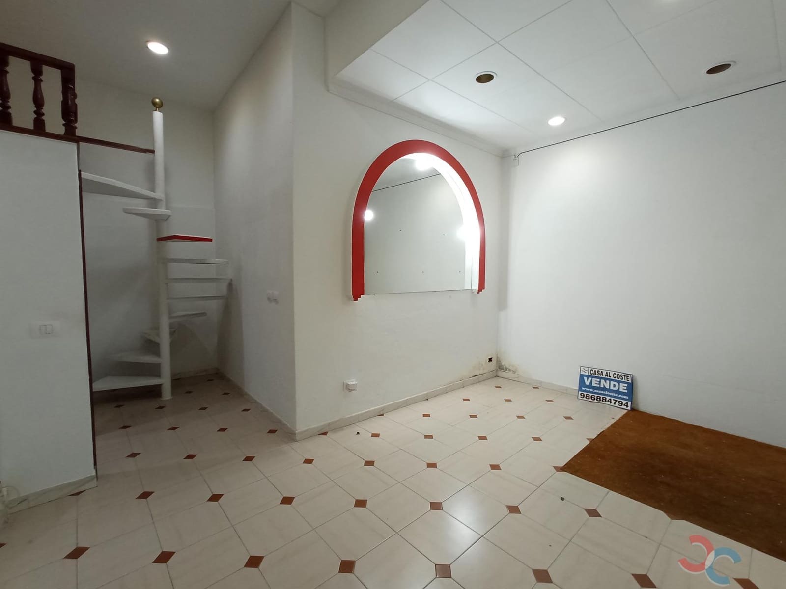 2 slaapkamer Commercieel te koop in Marin - € 55.000 (Ref: 8526125)