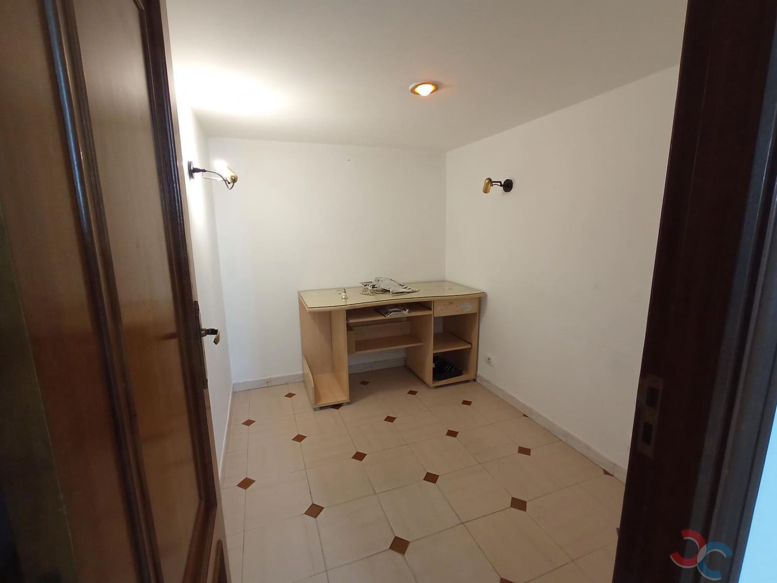 2 slaapkamer Commercieel te koop in Marin - € 55.000 (Ref: 8526125)