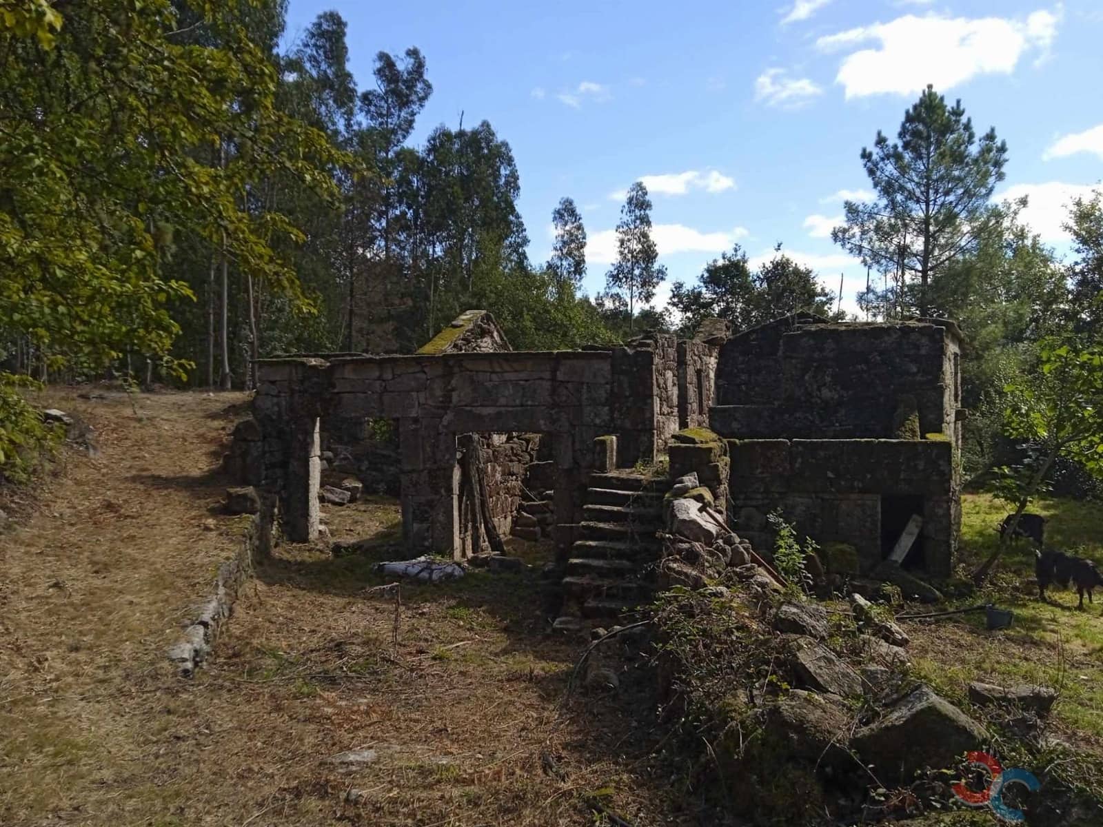 3 soveværelse Byhus til salg i Ponte-Caldelas med garage - € 95.000 (Ref: 8541582)