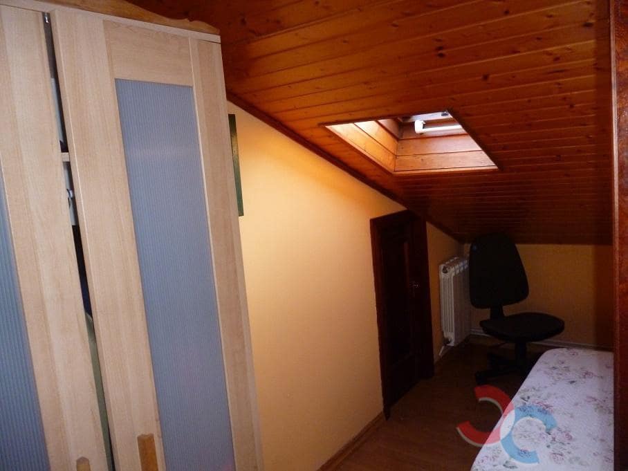 7 bedroom Villa for sale in Pontevedra city - € 375,000 (Ref: 8543558)