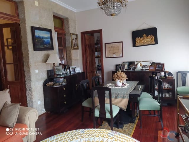 4 bedroom Villa for sale in Pontevedra city - € 365,000 (Ref: 8579152)