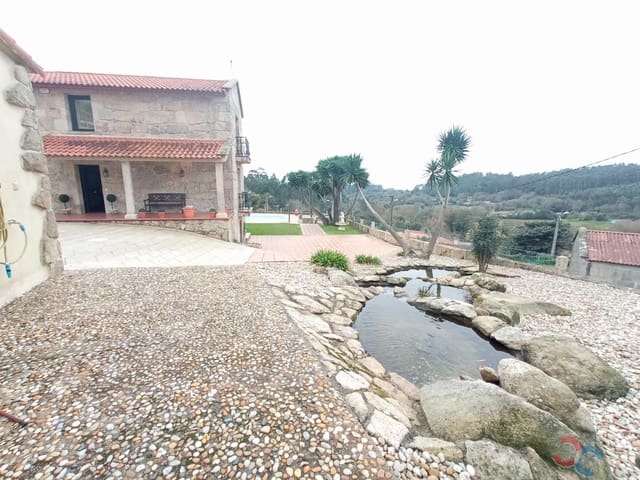 3 bedroom Villa for sale in Bueu with garage - € 625,000 (Ref: 8666855)