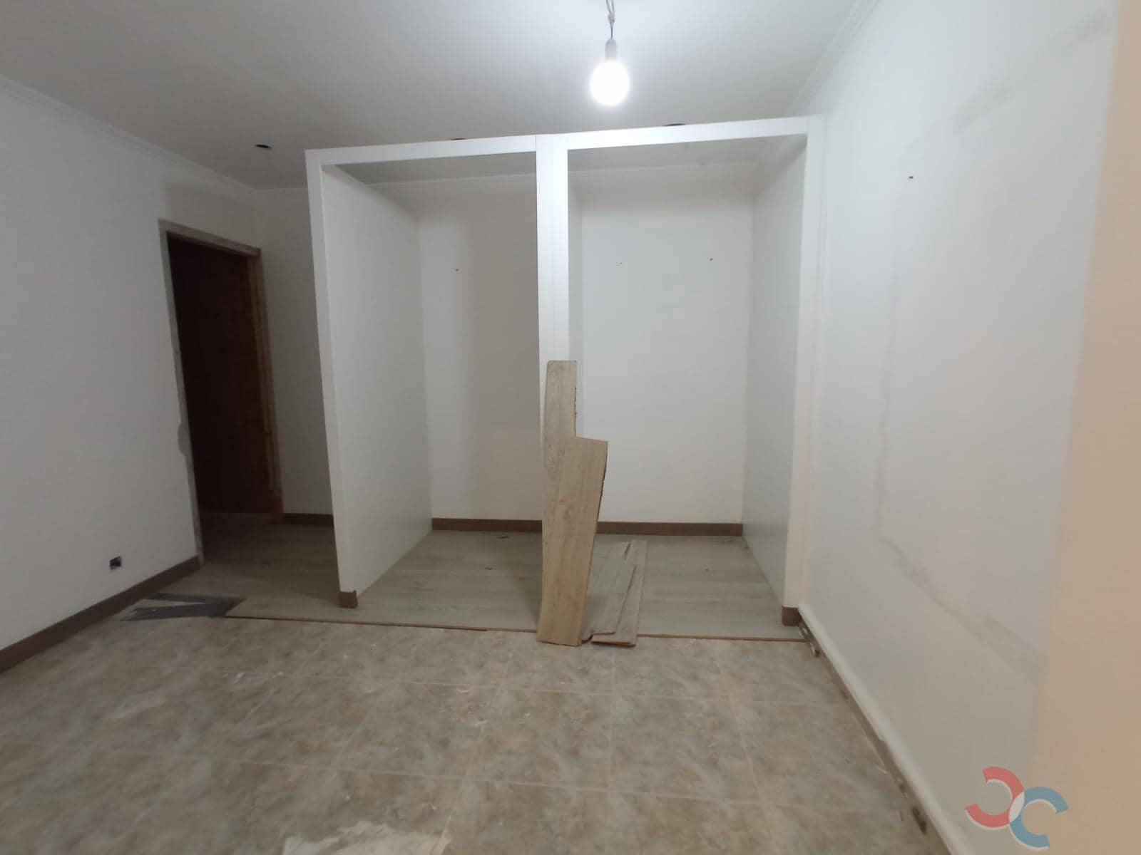 6 sypialnia Komercyjne do wynajęcia w Marin - 700 € (Ref: 8737005)