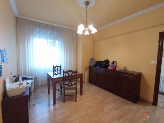 6 soverom Hus til salgs i Pontevedra by - € 160 000 (Ref: 8785684)