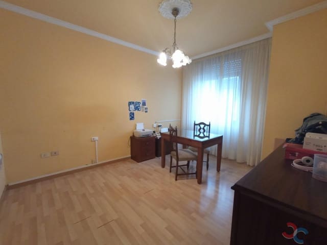 6 soverom Hus til salgs i Pontevedra by - € 160 000 (Ref: 8785684)