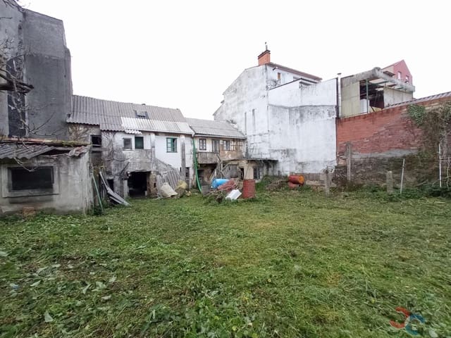 Ruin til salg i Pontevedra by - € 130.000 (Ref: 8824051)