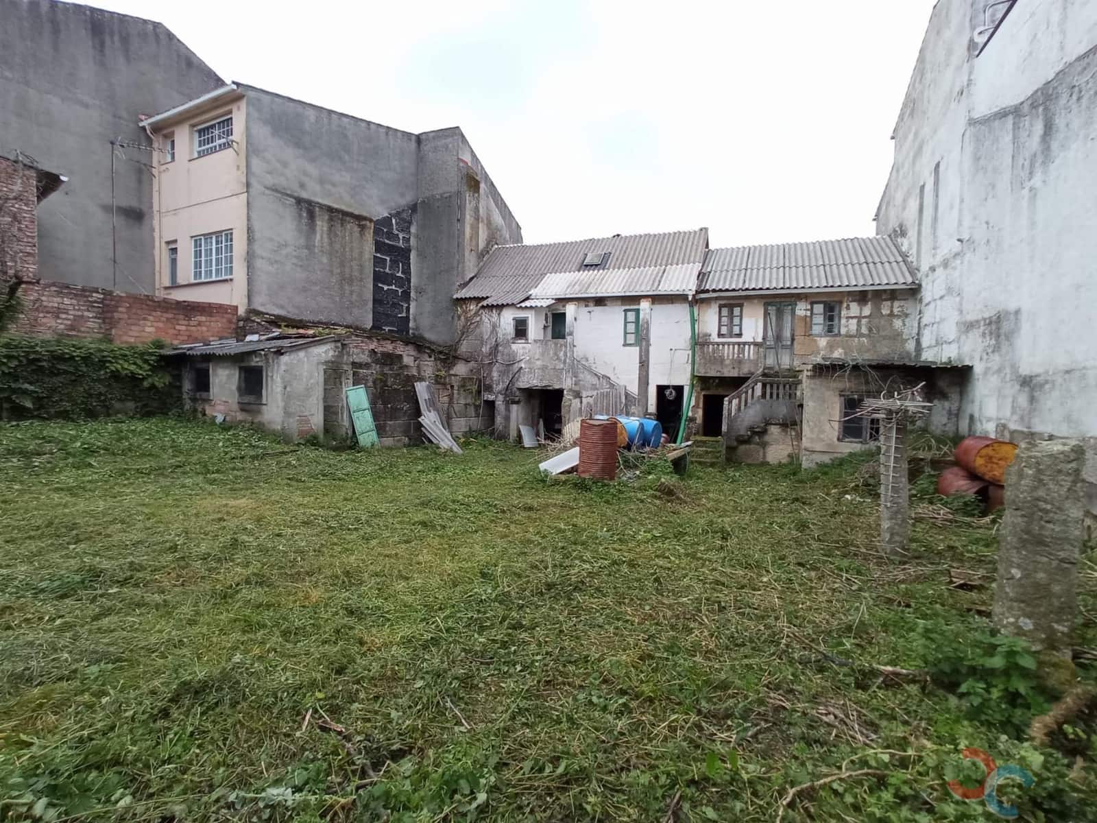 Ruin til salg i Pontevedra by - € 130.000 (Ref: 8824051)