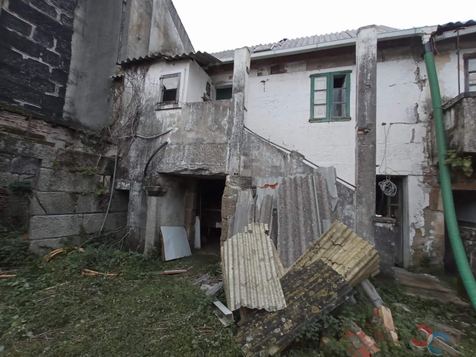 Ruin til salg i Pontevedra by - € 130.000 (Ref: 8824051)