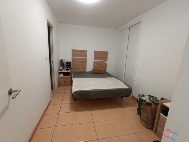 4 slaapkamer Flat te koop in Poio - € 105.000 (Ref: 8859428)