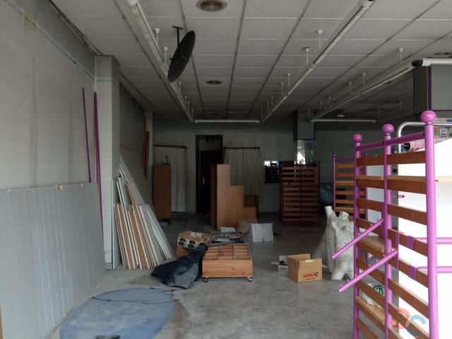 5 Zimmer Gewerbe zu vermieten in Marín - 700 € (Ref: 8906875)