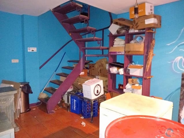 3 bedroom Commercial for sale in Marín - € 28,000 (Ref: 8942281)