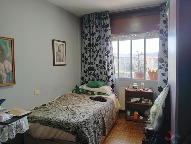 4 soveværelse Lejlighed til salg i Pontevedra by - € 200.000 (Ref: 8950182)